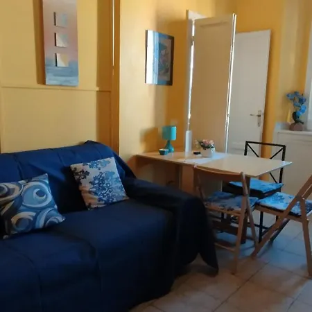 Mirella's sweet home -navigli milan-3